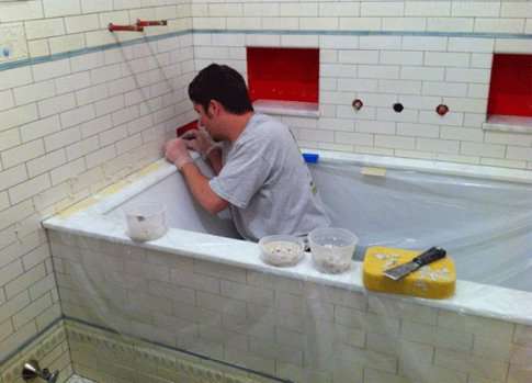 Как выложить плитку в ванной  инструкция по укладке - фото