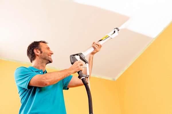 Как выбрать и правильно пользоваться краскопультом для потолка? - фото