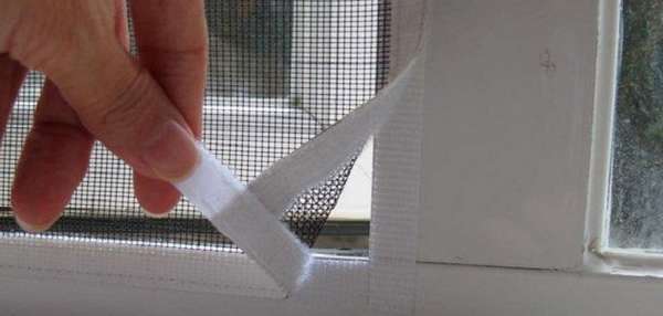 Москитная сетка на пластиковые окна - фото
